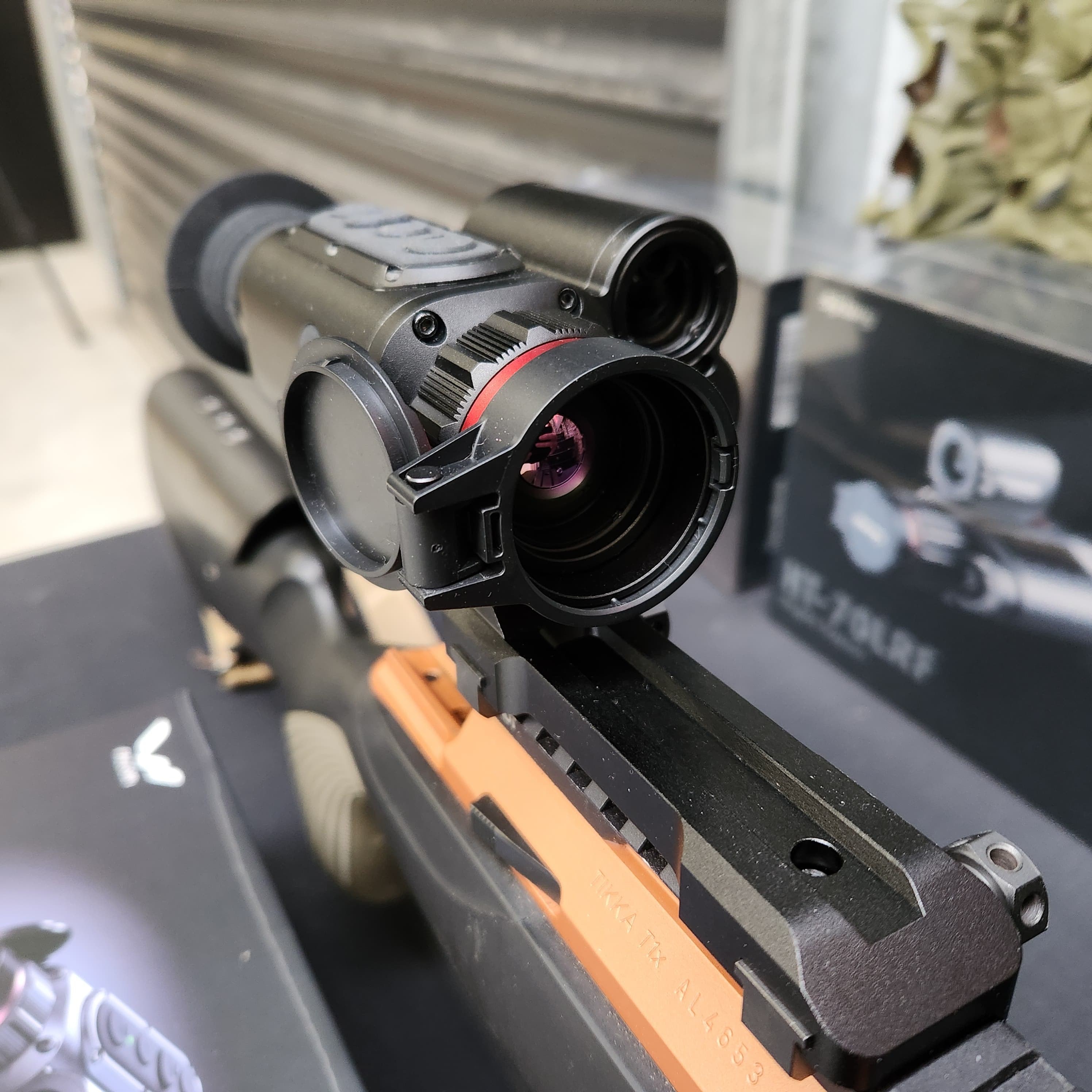 Falcon Mini MN2-25L Thermal Rifle Scope With Range Finder and Ballistics - Image 3